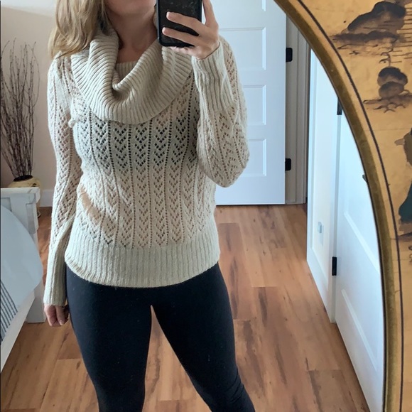 DKNY Sweater - Picture 1 of 7